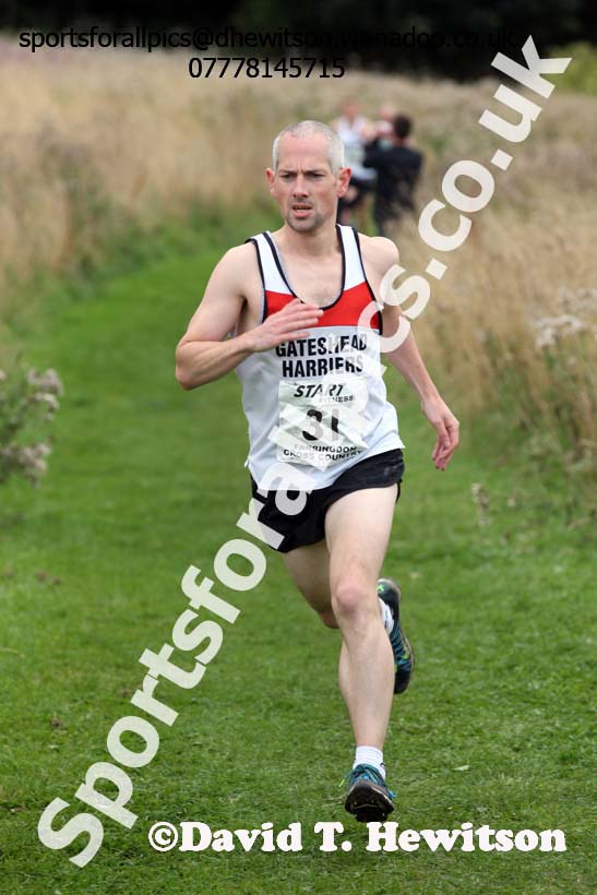 Senior mens relay Sunderland Harriers Open Cross Country. Photo: David T. Hewitson/Sports for All Pics